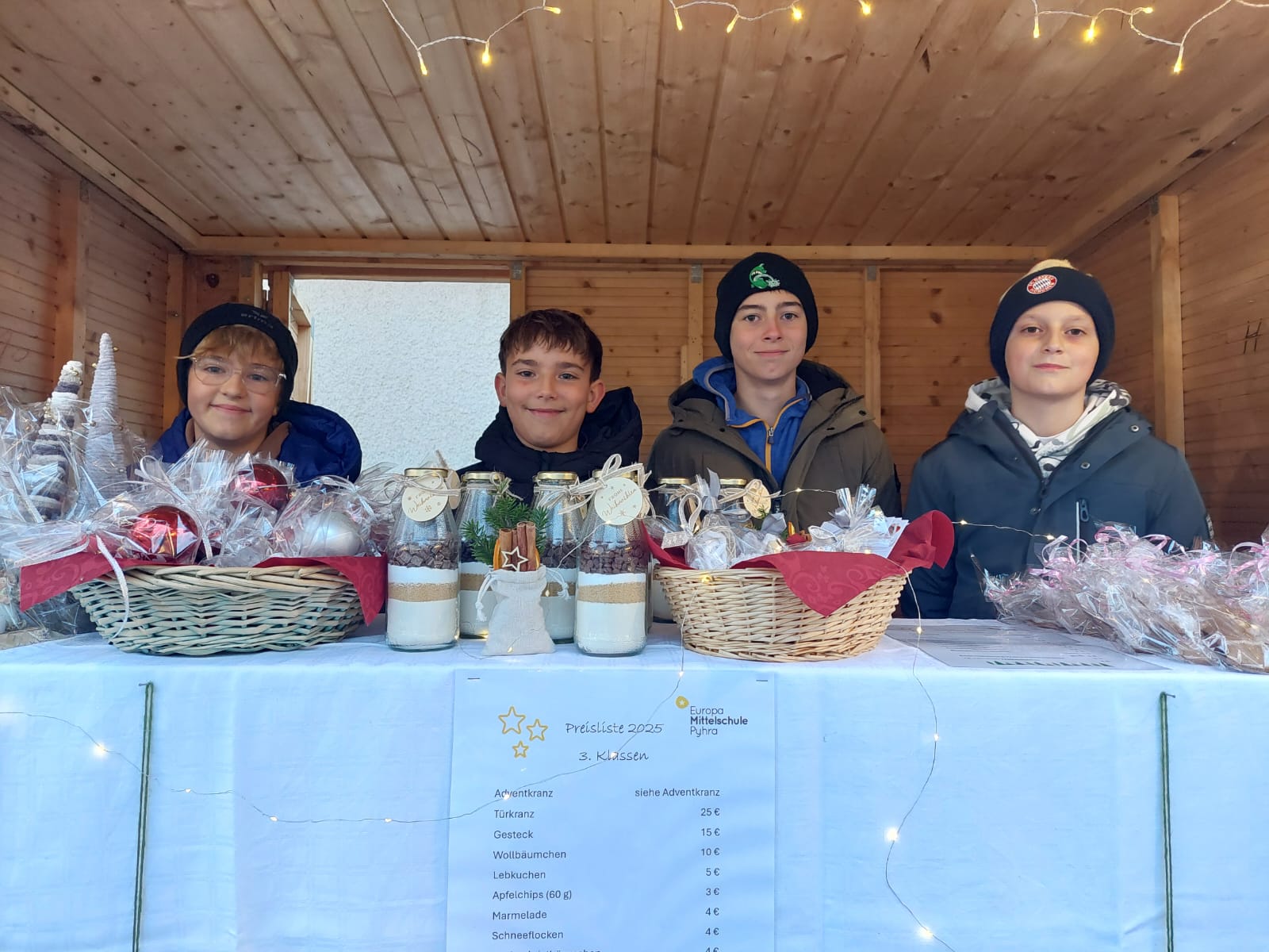 Mehr über den Artikel erfahren Adventmarkt in Pyhra